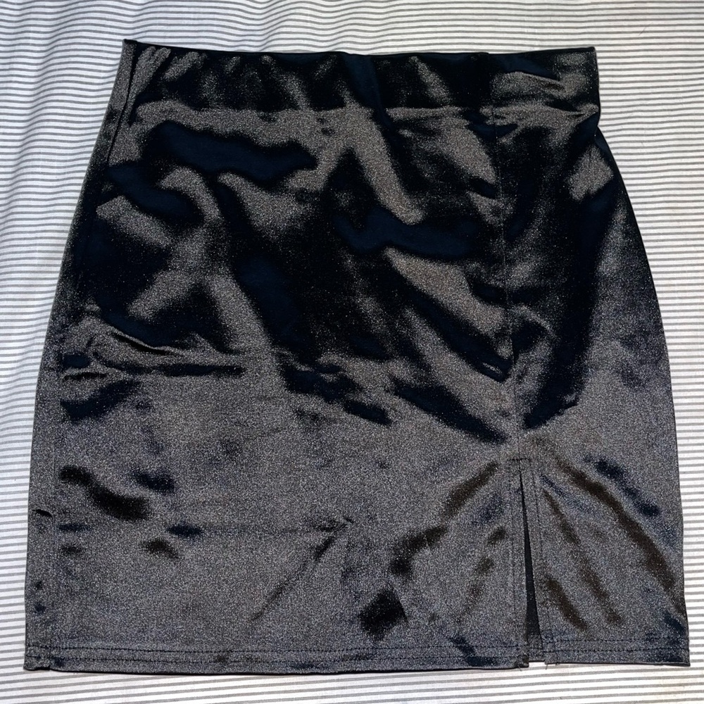 satin/silky mini skirt
